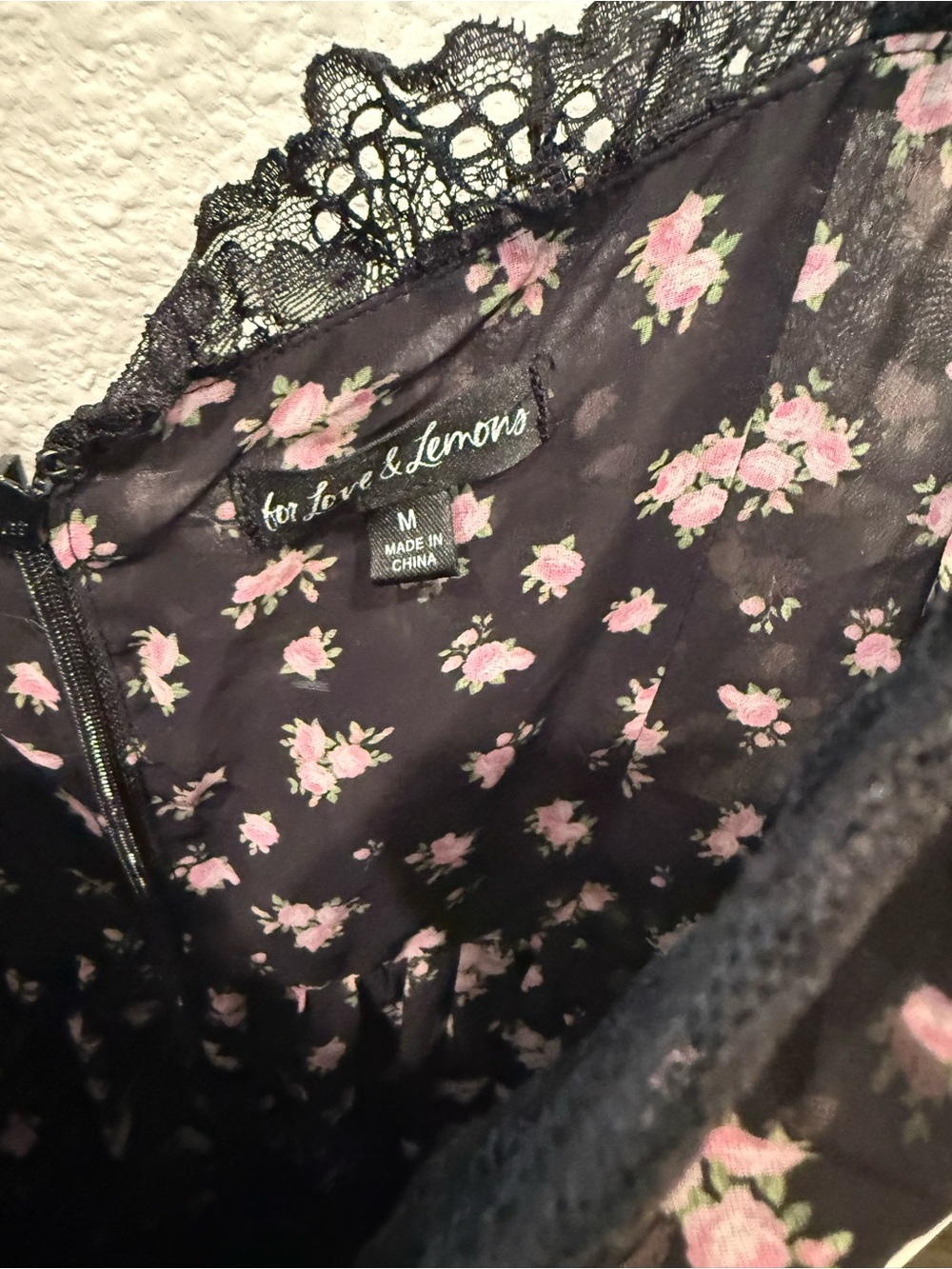 For Love & Lemons Black Pink Floral Lace Midi Dress Size M - Picture 3 of 4
